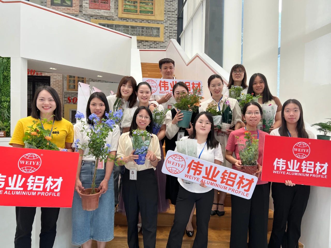 以愛澆灌，禮贈母親 | 偉業(yè)鋁材感恩母親節(jié)職工活動圓滿舉辦